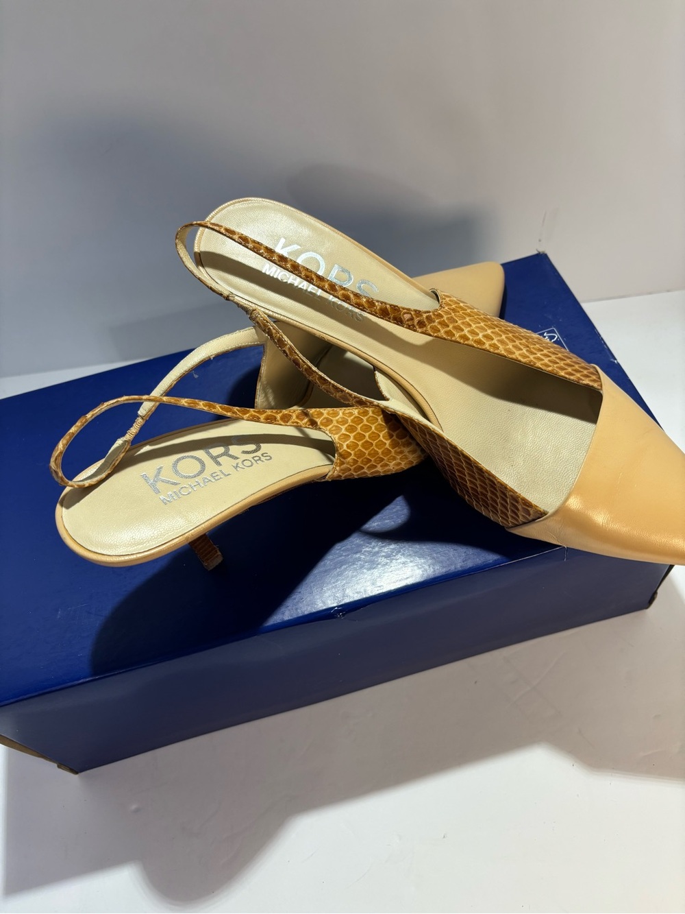 Michael Kors Slingback Heels Nude Snake Print Pointed Toe Kitten Heel size 10